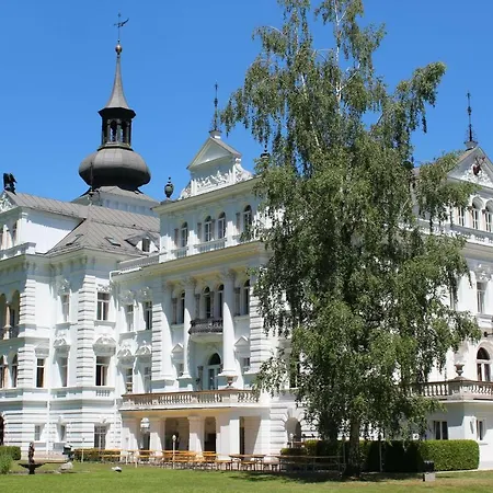 アパート 21 ザンクト・マルティン・バイ・ローファー